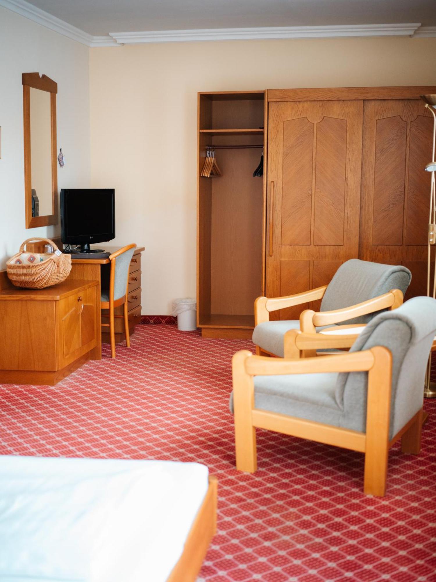 Seehotel Ressmann Дроболлах-ам-Фаакер-Зее Экстерьер фото