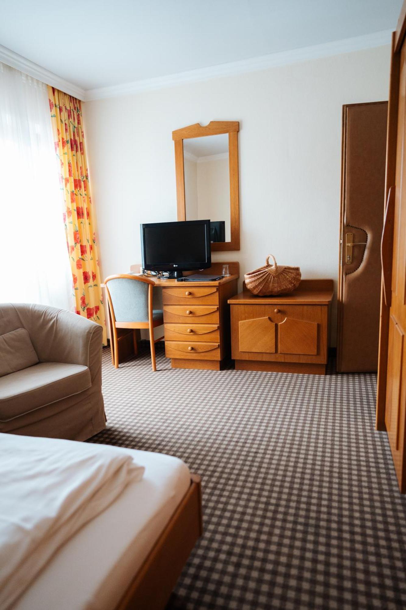 Seehotel Ressmann Дроболлах-ам-Фаакер-Зее Экстерьер фото