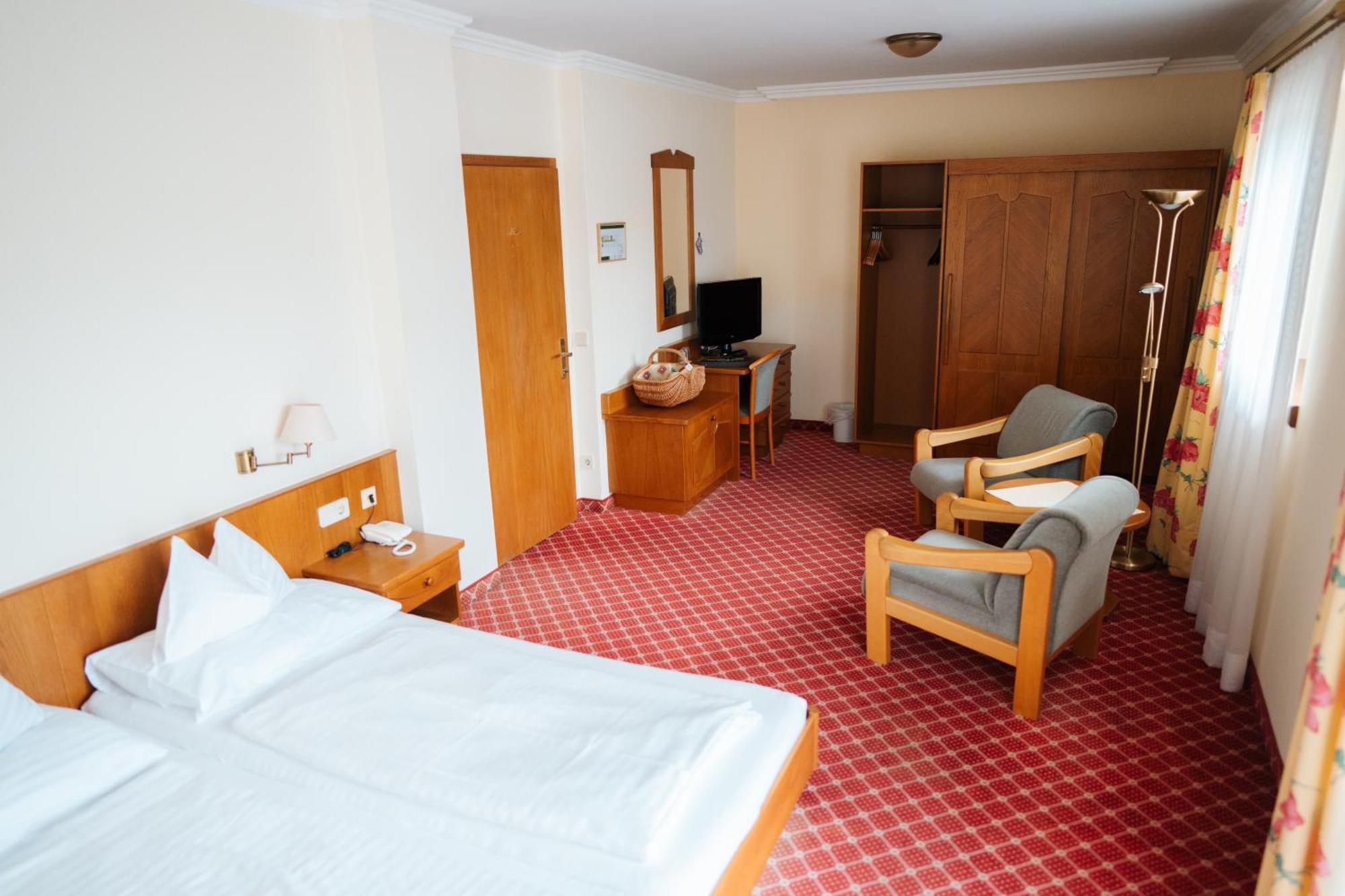 Seehotel Ressmann Дроболлах-ам-Фаакер-Зее Экстерьер фото
