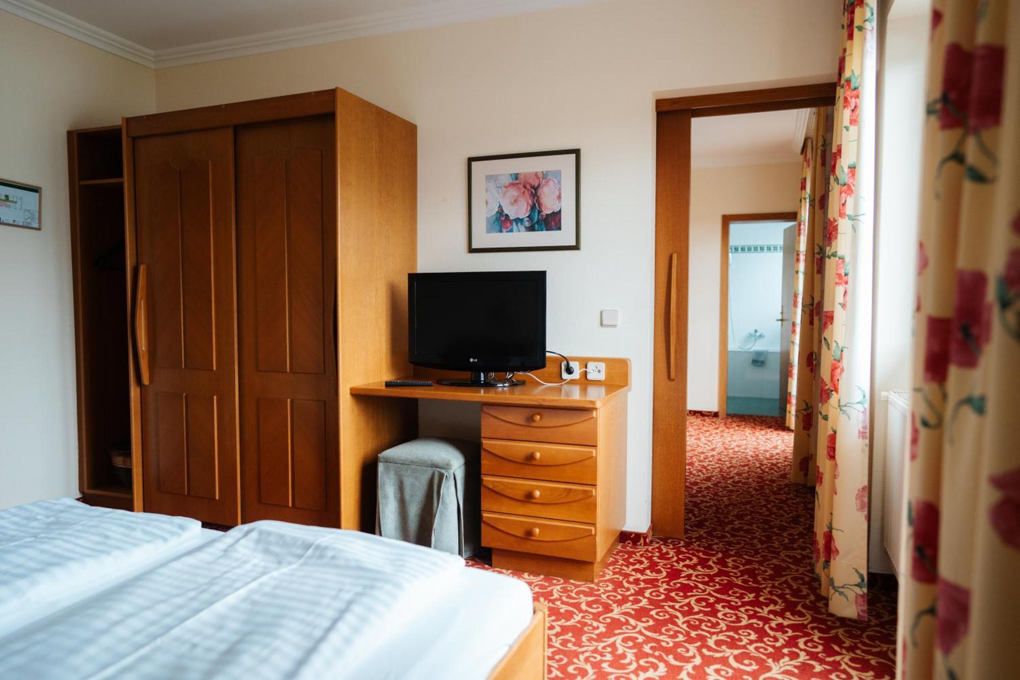 Seehotel Ressmann Дроболлах-ам-Фаакер-Зее Экстерьер фото