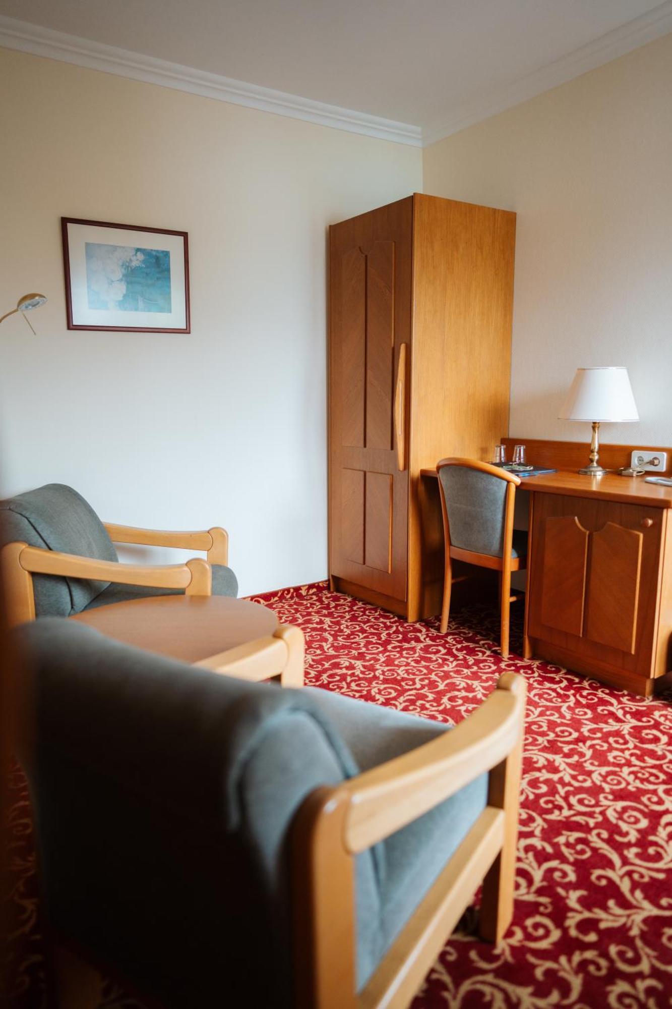 Seehotel Ressmann Дроболлах-ам-Фаакер-Зее Экстерьер фото