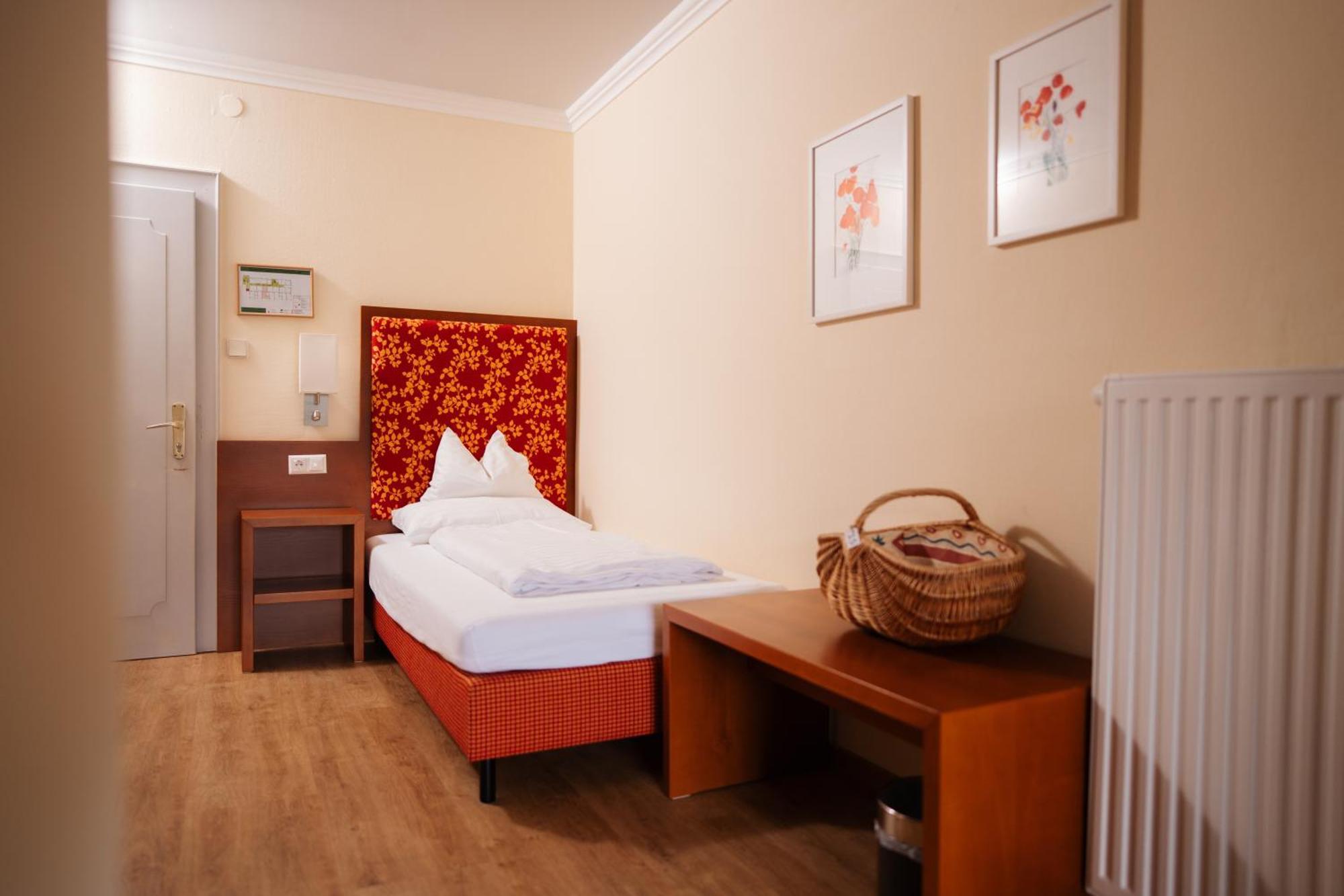 Seehotel Ressmann Дроболлах-ам-Фаакер-Зее Экстерьер фото